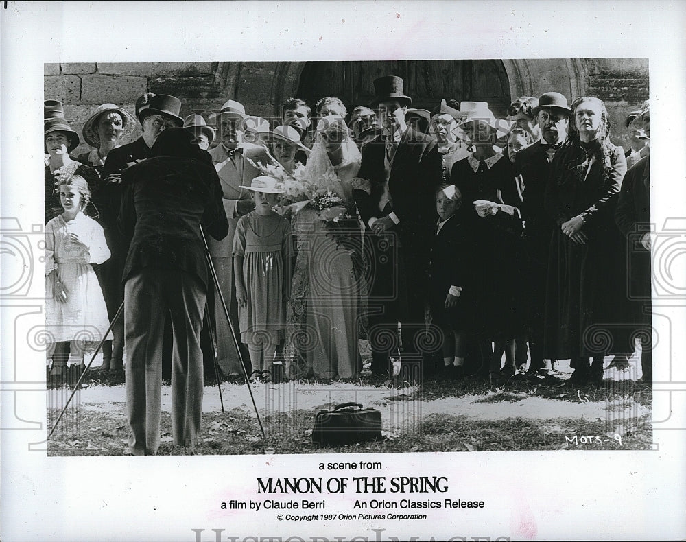 1987 Press Photo &quot;Manon of the Spring&quot; Emmanuelle Beqart, Hippolyte Girardot- Historic Images