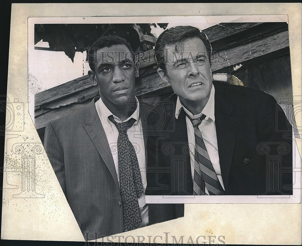 1965 Press Photo Bill Cosby &amp; Robert Culp Star In &quot;I Spy&quot;- Historic Images