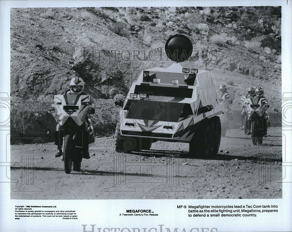 1982 Press Photo Scene From Film &quot;Megaforce&quot;- Historic Images