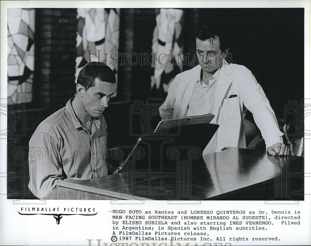 1987 Press Photo &quot;Man Facing Southeast&quot; starring Hugo Soto, Lorenzo Quinteros- Historic Images