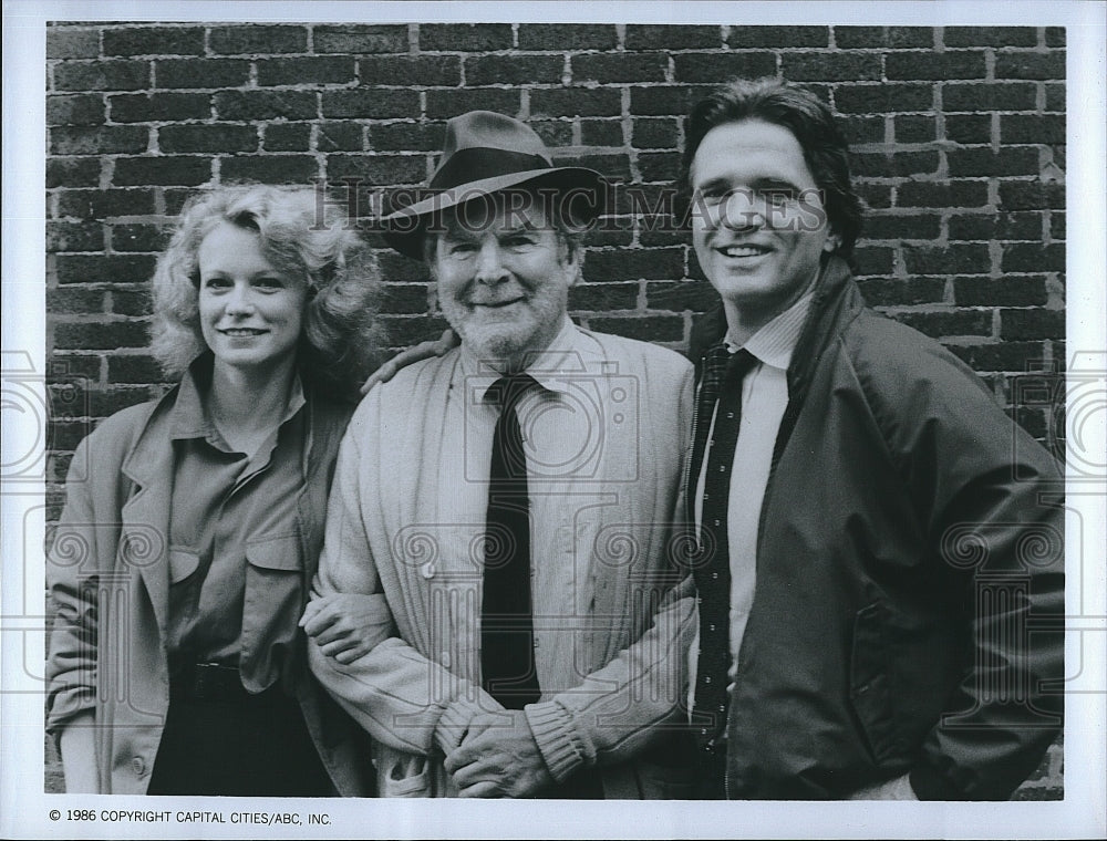 1985 Press Photo Shelley Hack Bert Remsen and Tom Mason in &quot;Jack and Mike&quot;- Historic Images