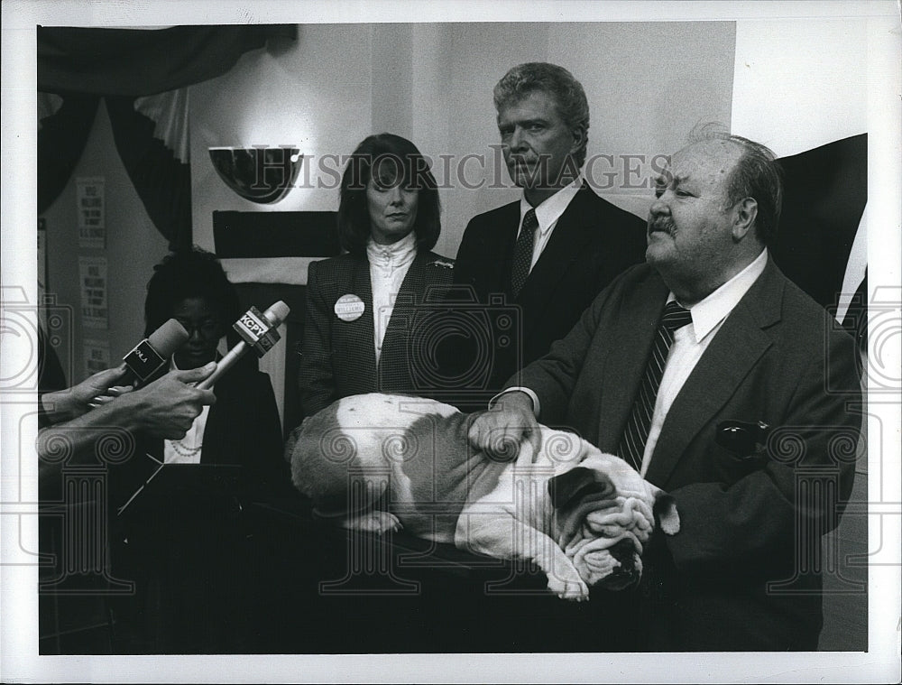 1987 Press Photo Robert Reed &amp; William Conrad Star In &quot;Jake And The Fatman&quot;- Historic Images