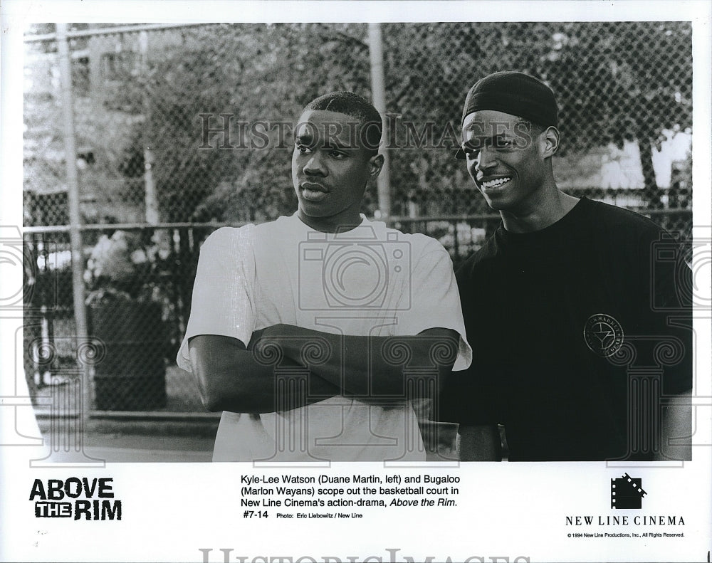 1994 Press Photo Duane Martin & Marlon Wayans in "Above The Rim" - Historic Images