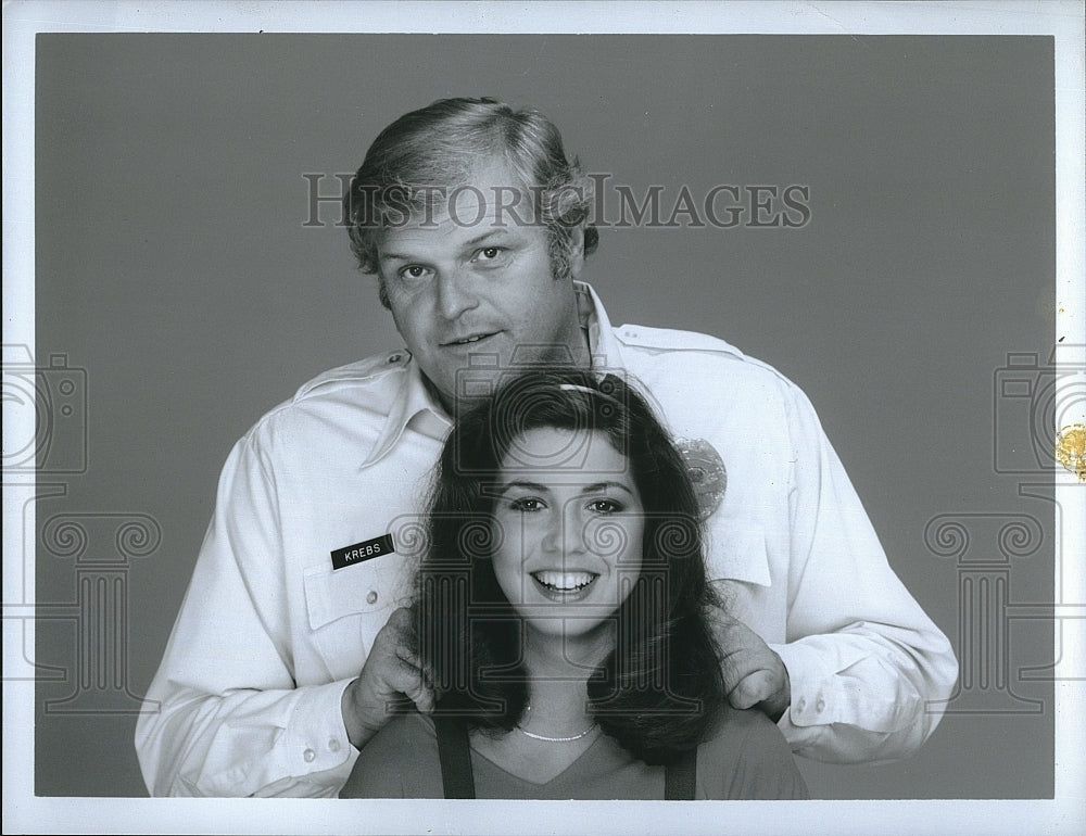 1982 Press Photo Actor Brian Dennehy of &quot;Star in the Family&quot;- Historic Images