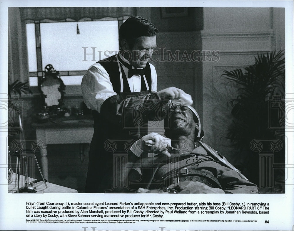 1987 Press Photo Tom Courtenay and Bill Cosby star in &quot;Leonard Part 6&quot;- Historic Images