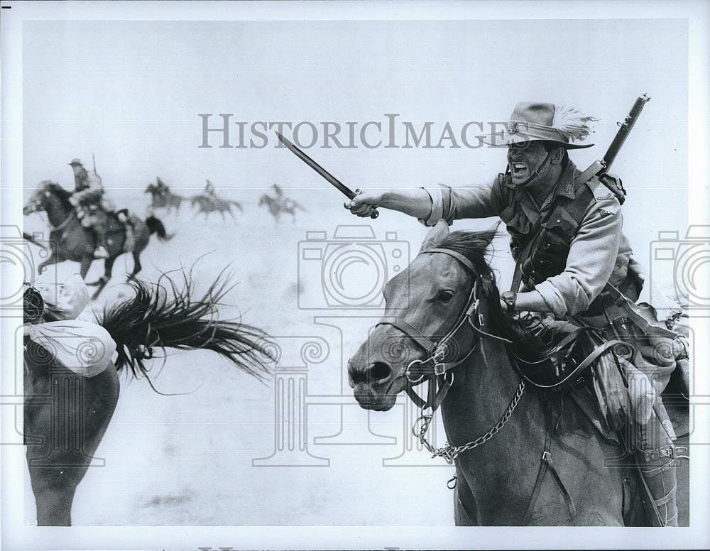 Press Photo Men ready for battle - Historic Images