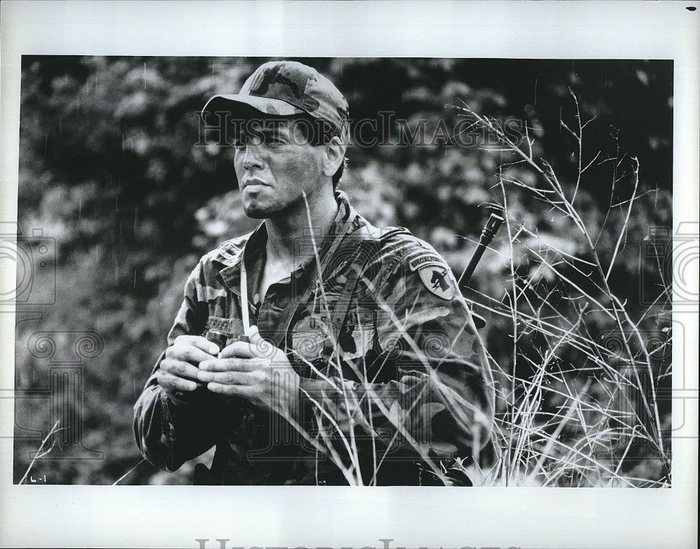 Press Photo Robert Beltran stars in "Latino"- Historic Images