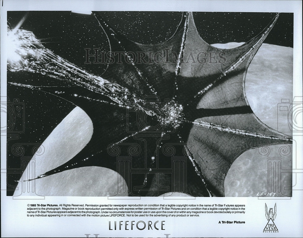 1985 Press Photo Alien spacecraft in &quot;Lifeforce&quot;- Historic Images