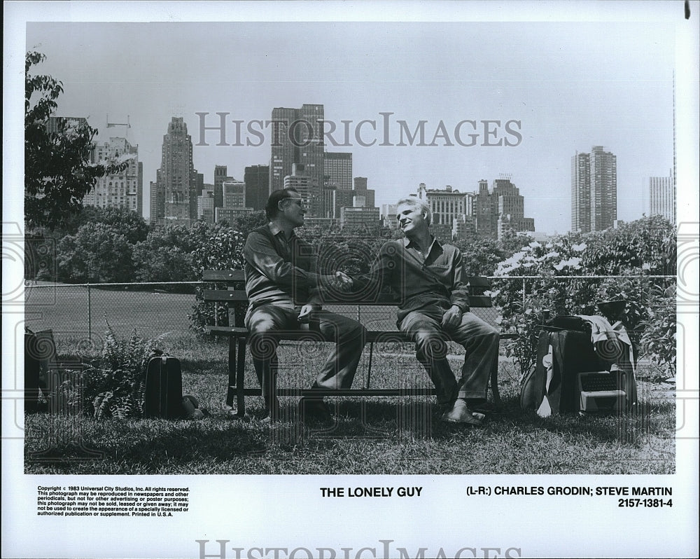 1983 Press Photo Steve Martin &amp; Charles Grodin star in &quot;The Lonely Guy&quot;- Historic Images