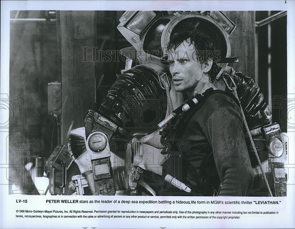 1989 Press Photo Actor Peter Weller in &quot;Leviathan&quot;- Historic Images