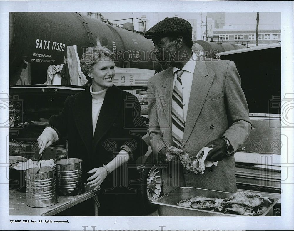 1990 Press Photo "The Trials of Rosie O'Neill" Sharon Gless, Bill Cobbs- Historic Images