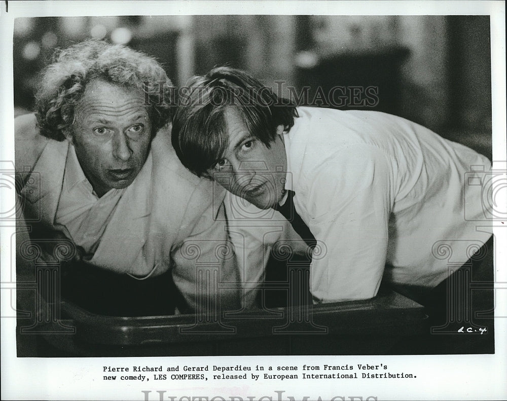 1983 Press Photo Pierre Richard &amp; Gererd Depardieu Star In &quot;Les Comperes&quot;- Historic Images