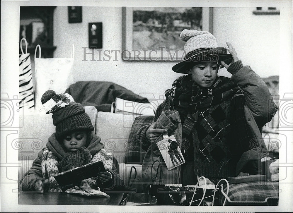 1986 Press Photo Together We STand Natasha Bobo Ke Huy Quan- Historic Images