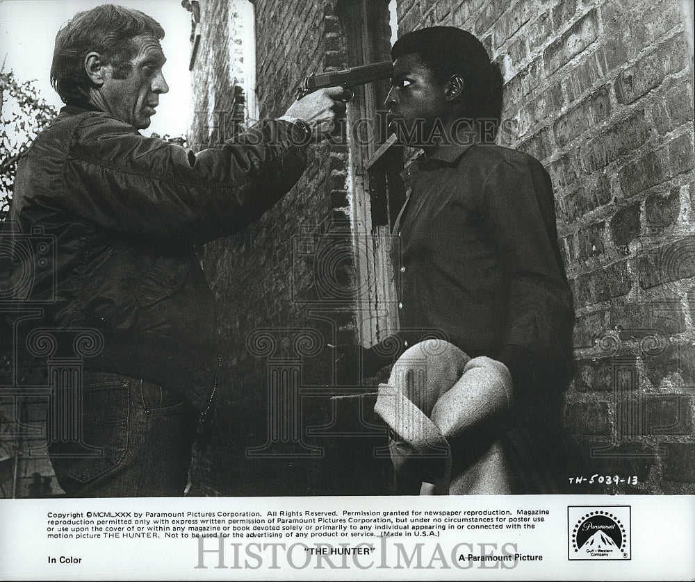 1980 Press Photo Actor Steve McQueen in &quot;The Hunter&quot;- Historic Images