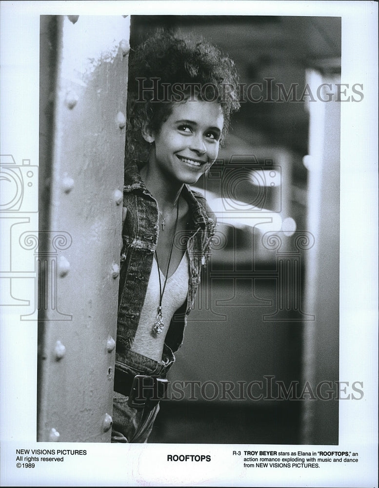 1989 Press Photo Troy Beyer Stars In &quot;Rooftops&quot;- Historic Images