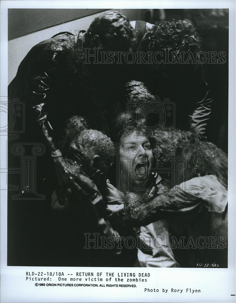 1985 Press Photo &quot;Return of the Living Dead&quot; a zombie victim- Historic Images