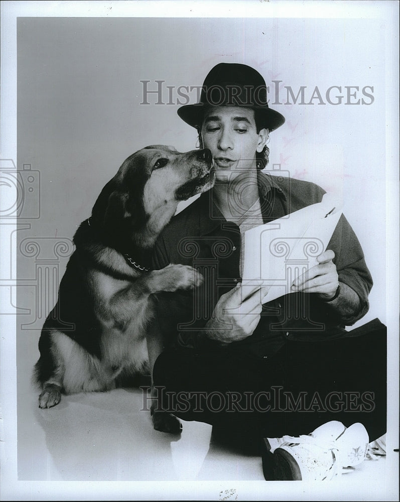 Press Photo Duet Actor Matthew LAurance with dog- Historic Images