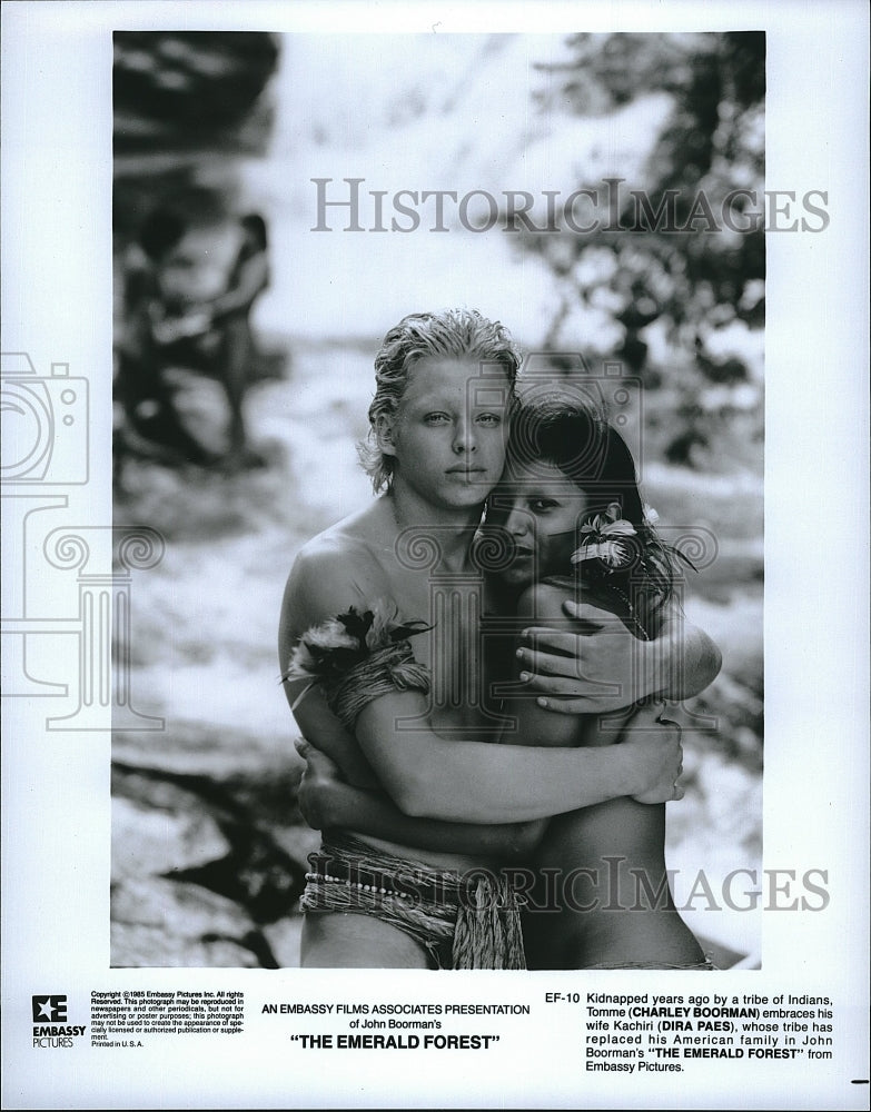 1985 Press Photo Charley Boorman, Dira Paes, &quot;The Emerald Forest&quot;- Historic Images