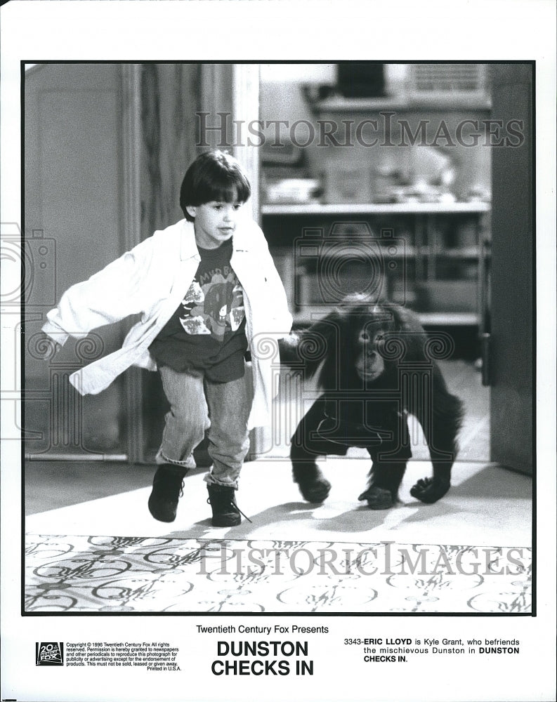 1995 Press Photo &quot;Dunston Checks In&quot; starring Eric Lloyd- Historic Images