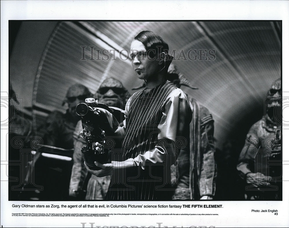 1997 Press Photo Gary Oldman in &quot;The Fifth Element&quot;- Historic Images