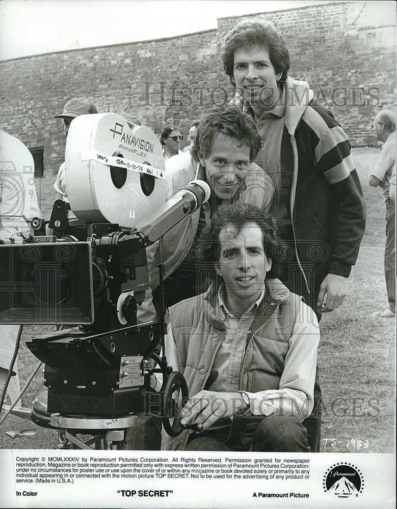 1984 Press Photo &quot;Top Secret&quot; Writer-Directors David Zucker &amp; Jim Abrahams- Historic Images