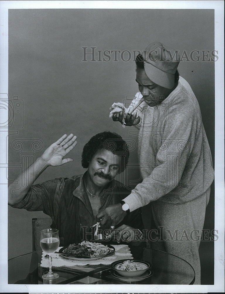 1983 Press Photo Ron Glass, Demond Wilson &quot;The New Odd Couple&quot;- Historic Images