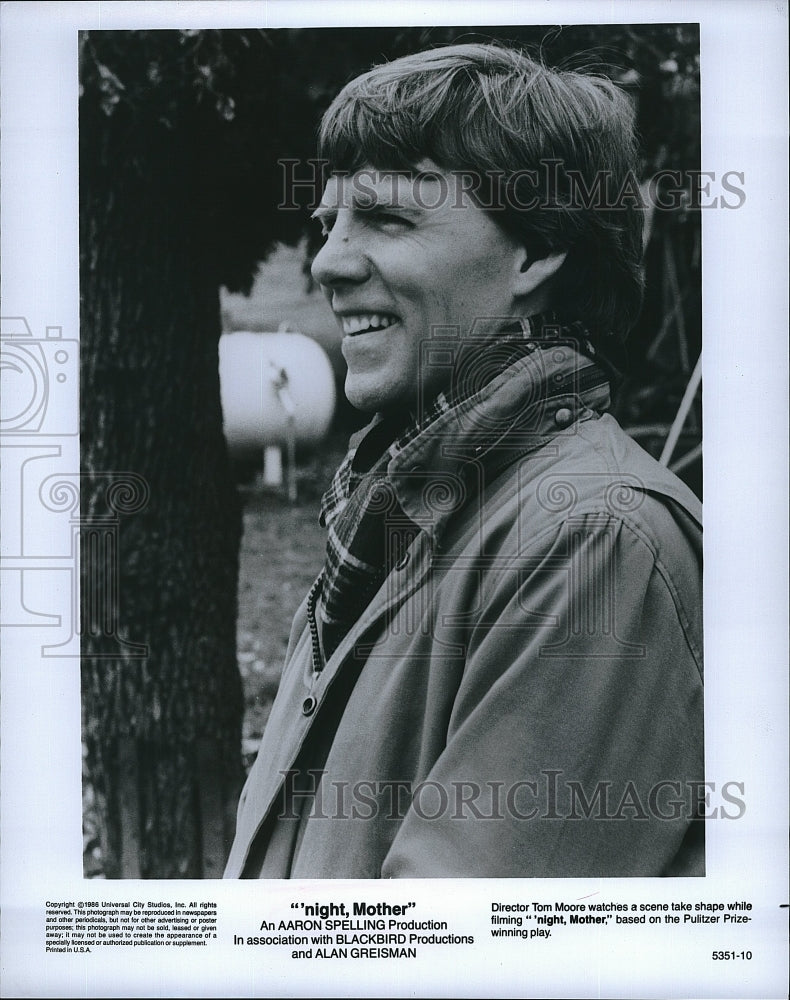 1986 Press Photo Director Tom Moore &quot;night, Mother&quot;- Historic Images