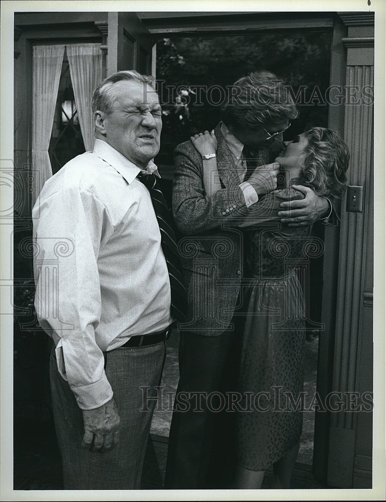 1983 Press Photo Actor Dolph Sweet &amp; Thomas Calloway in &quot;Gimme a Break&quot;- Historic Images