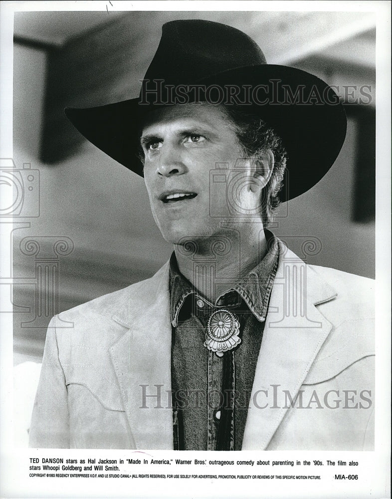 1993 Press Photo Ted Danson as Hal Jackson in &quot;Made in America&quot;.- Historic Images