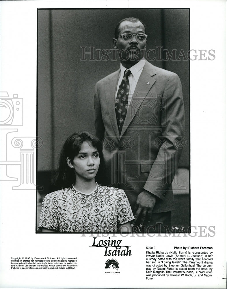 1995 Press Photo Halle Berry and Samuel L.Jackson in &quot;Losing Isaiah&quot;. - Historic Images