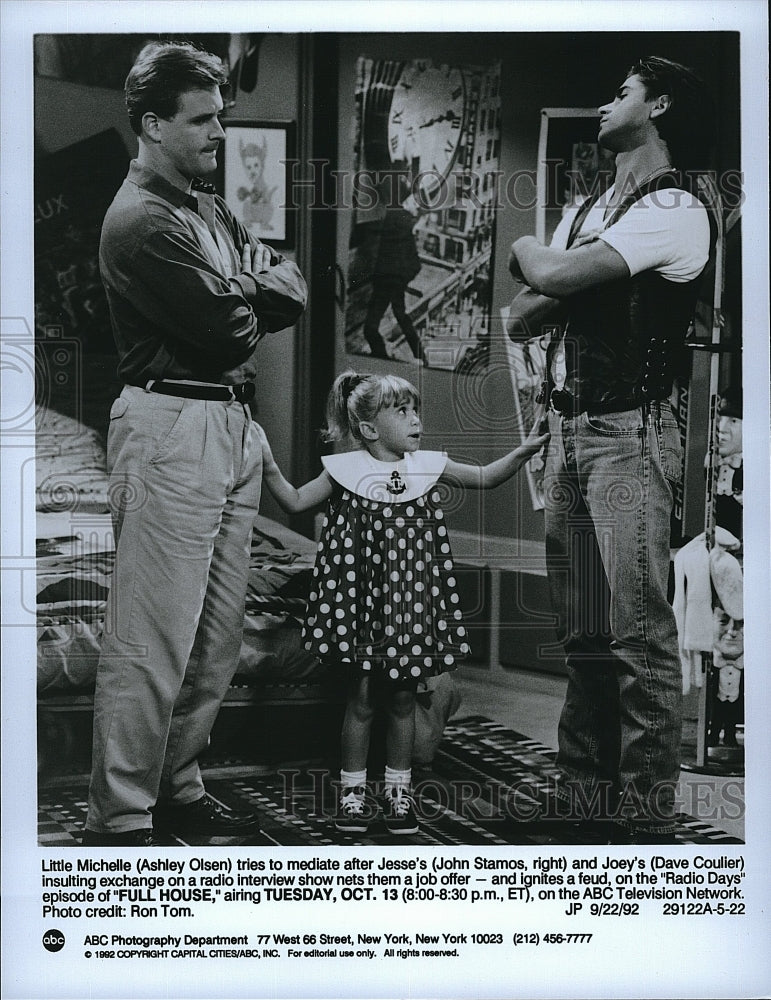 1992 Press Photo Actor John Stamos &amp; Dave Collier in &quot;Full House&quot;- Historic Images