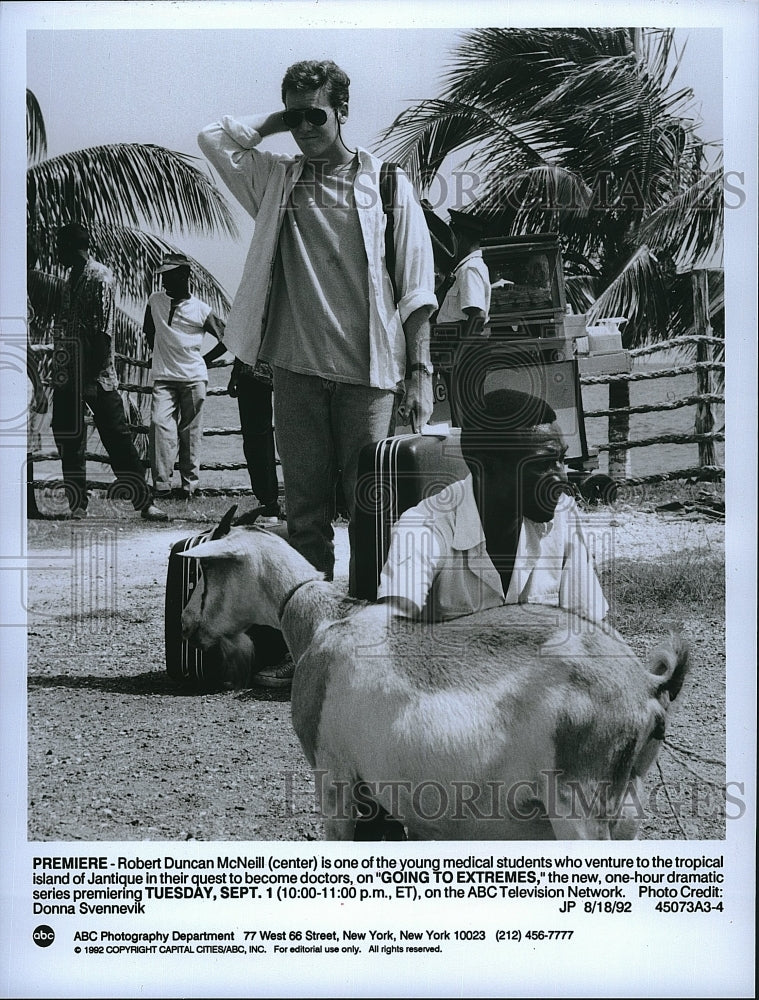 1992 Press Photo Actor Robert Duncan McNeill in "Going to Extremes"- Historic Images