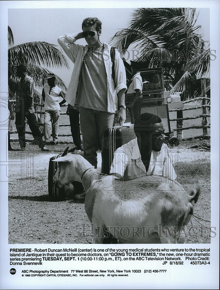 1992 Press Photo Robert Duncan McNeill Going to Extremes- Historic Images