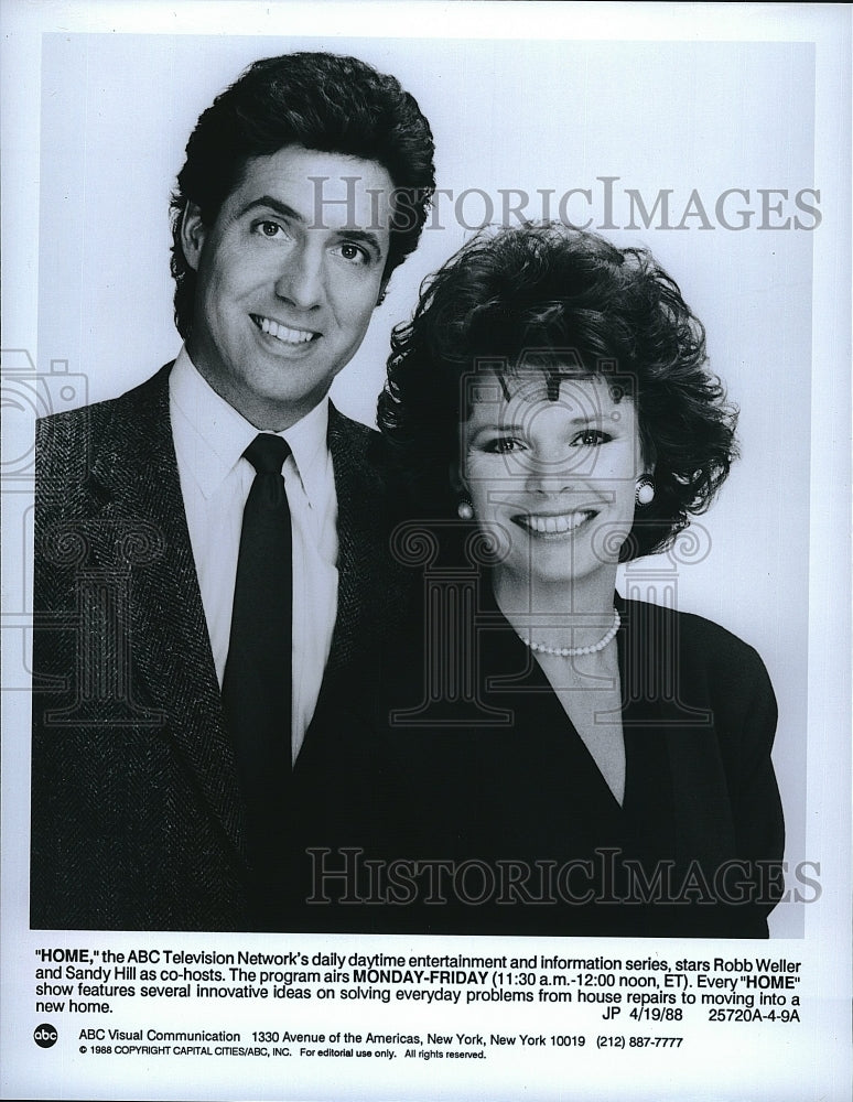 1988 Press Photo Robb Weller and Sandy Hill Hosts of &quot;Home&quot;- Historic Images