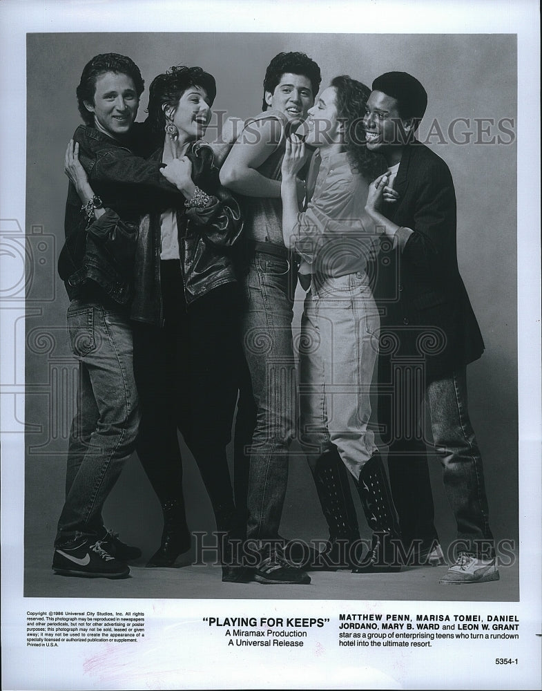 1986 Press Photo &quot;Playing for Keeps&quot; Starring Penn, Tomei, Jordano, Ward, Grant- Historic Images