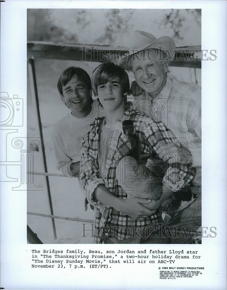 1986 Press Photo &quot;The Thanksgiving Promise&quot; Lloyd,Beau, Jordan Bridges- Historic Images