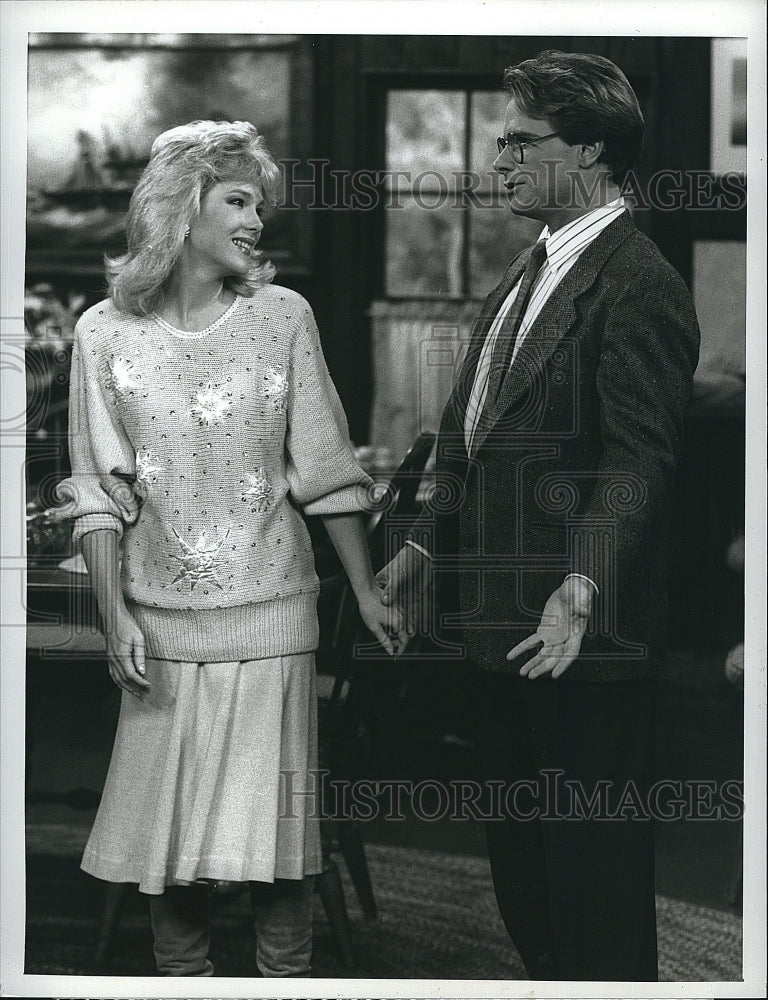 1988 Press Photo Julia Duffy, Peter Scholari, &quot;Newhart&quot;- Historic Images