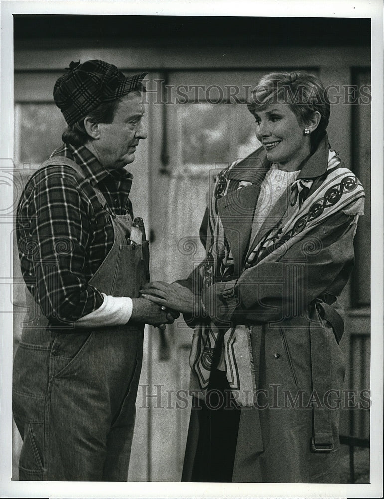 1989 Press Photo &quot;Newhart&quot; Tom Poston, Inge Svensen- Historic Images