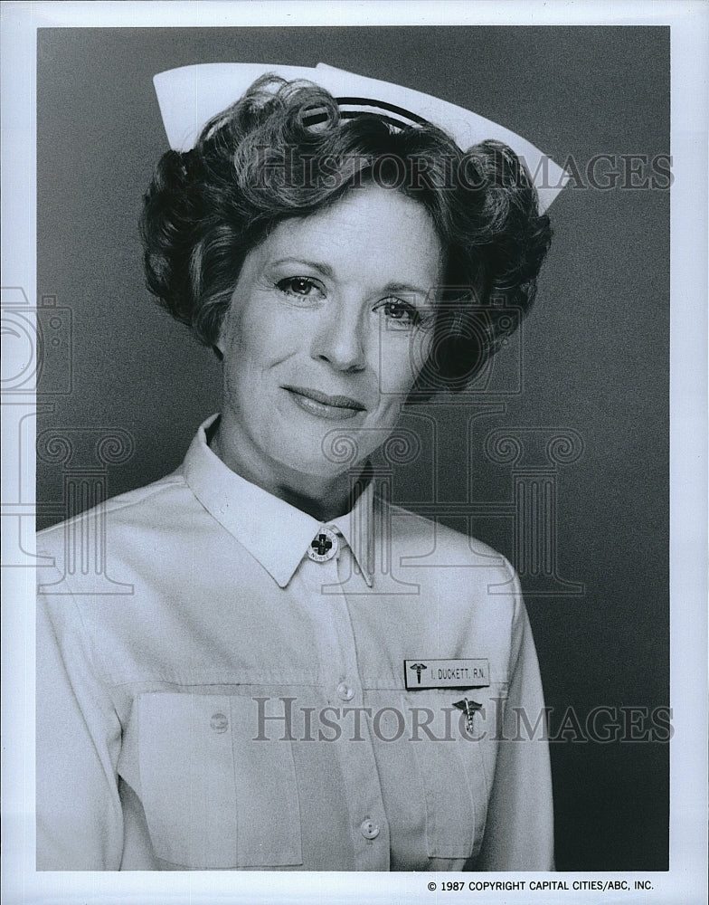 1987 Press Photo &quot;Harry&quot; starring Holland Taylor- Historic Images