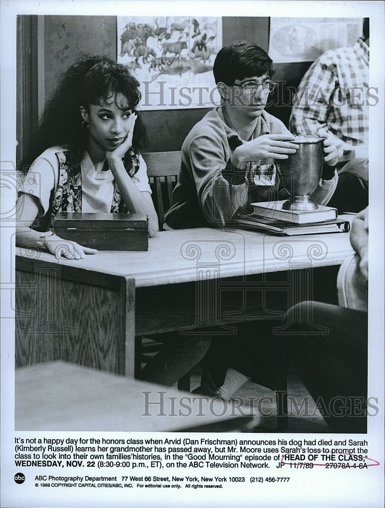 1989 Press Photo Actor Dan Frischman &amp; Kimberly Russell in &quot;Head of the Class&#39;- Historic Images