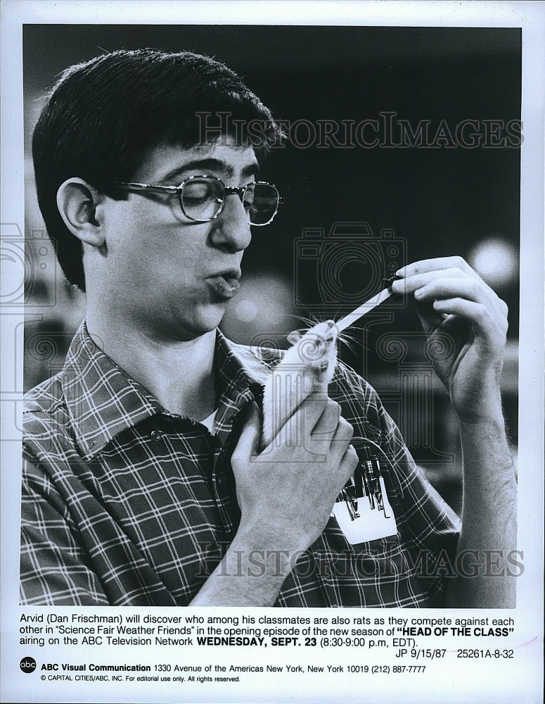 1987 Press Photo Actor Dan Frischman in &quot;Head of the Class&quot;- Historic Images