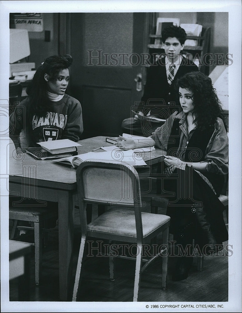 1987 Press Photo Head of the Class Leslie Begs Robin Givens Jory Hussin- Historic Images