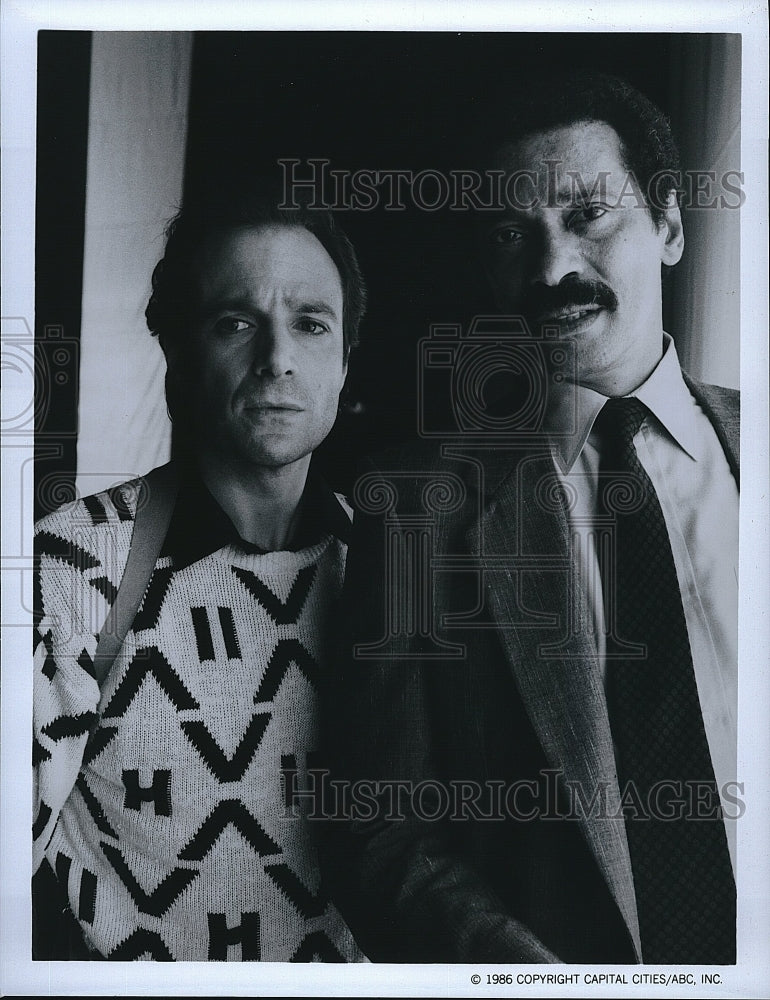 1986 Press Photo Robert Desiderio Actor Dick Williams Heart Of The City TV Show- Historic Images