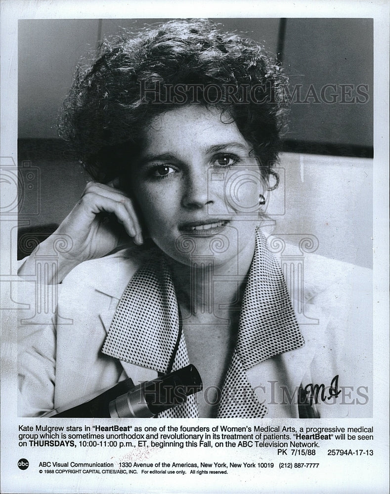 1988 Press Photo Kate Mulgrew on &quot;HeartBeat&quot;- Historic Images