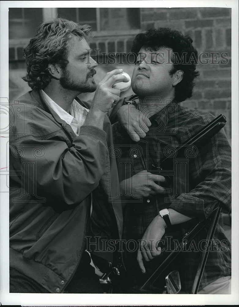 1990 Press Photo &quot;Grand Slam&quot; John Schneider, Paul Rodriguez- Historic Images