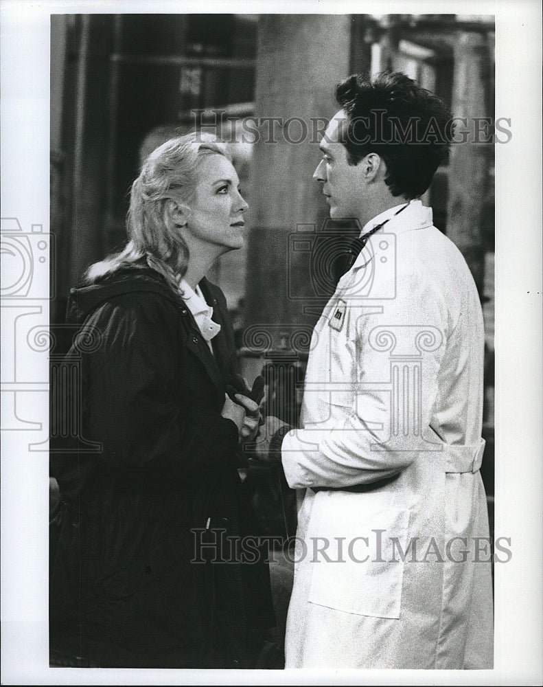 Press Photo Television Show Grace Under Fire Brett Butler - Historic Images