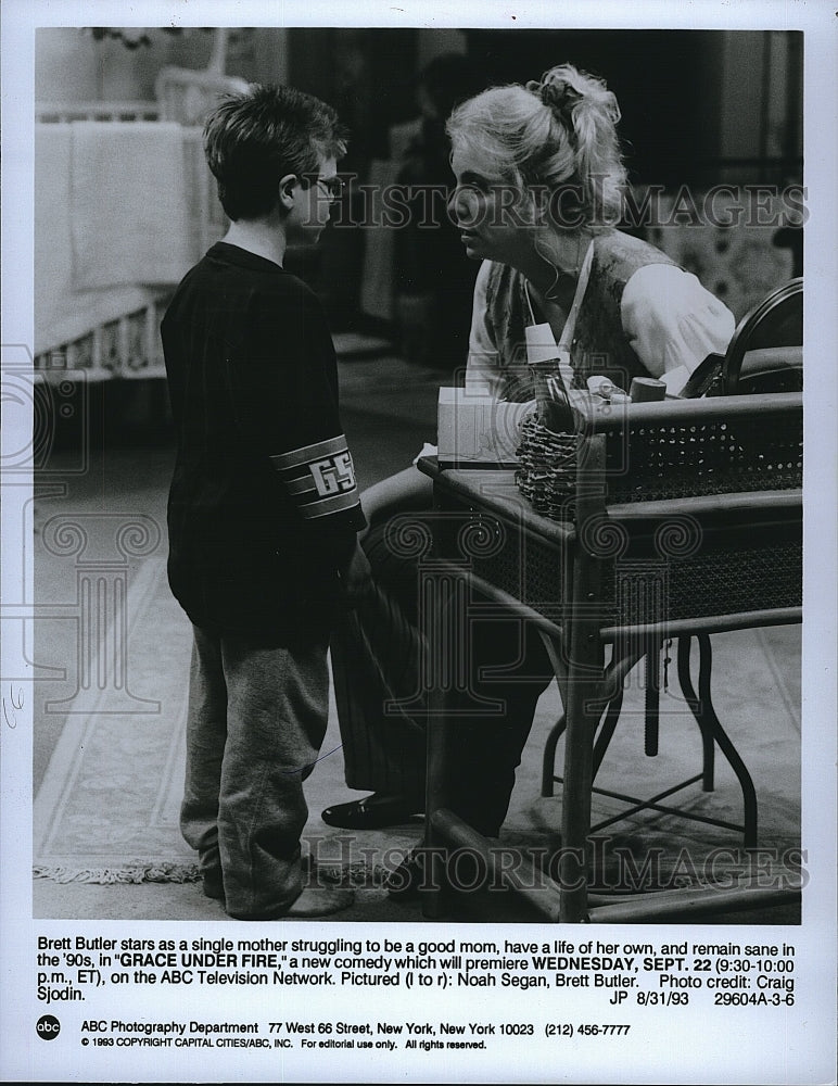 1993 Press Photo Noah Segan and Brett Butler in &quot;Grace Under Fire&quot;- Historic Images