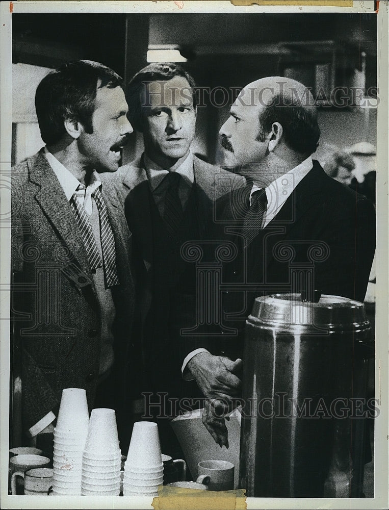 1983 Press Photo Daniel J. Travanti and Joe Spano in &quot;Hill Street Blues&quot;- Historic Images