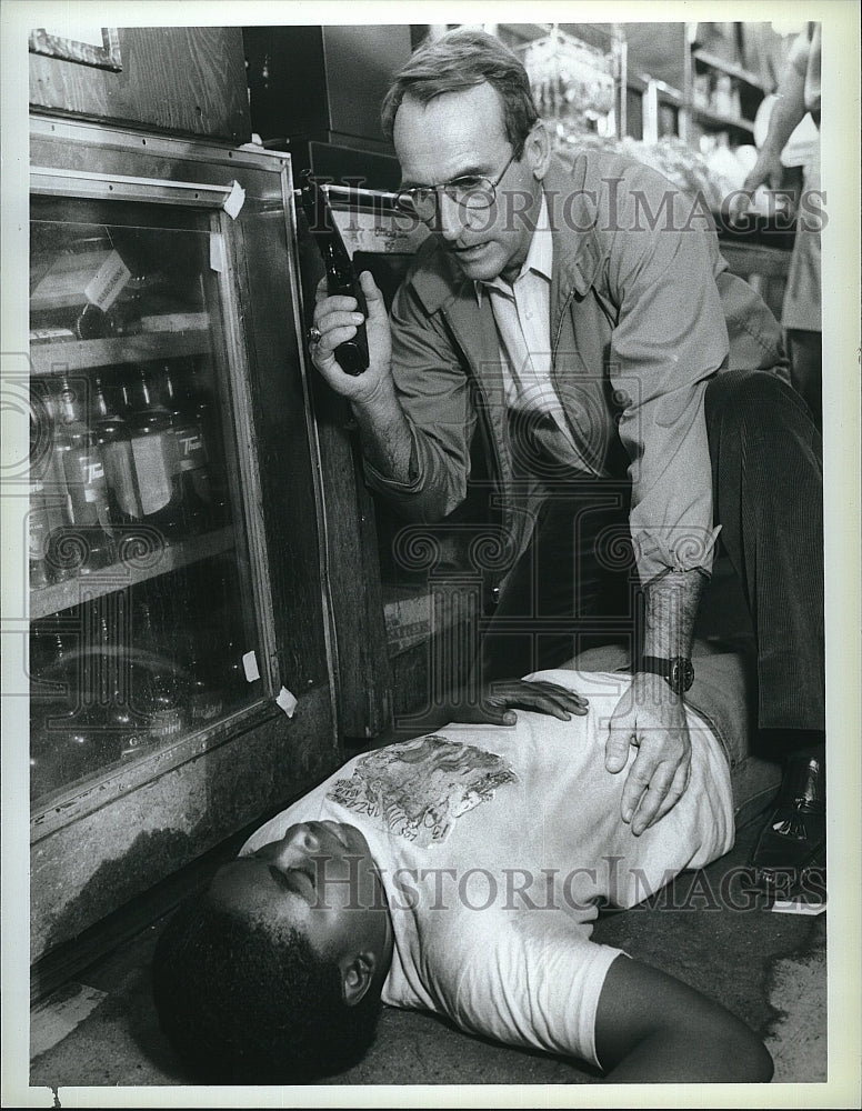 1986 Press Photo Actor James B. Sikking, Keland Love, Hill Street Blues- Historic Images