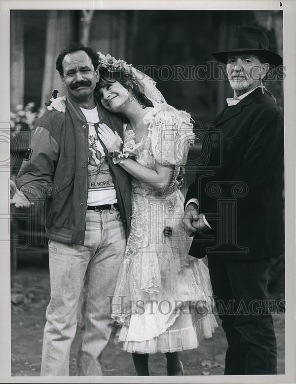 Cheech Show 1988 Press Photo Cheech Marin, Valery Pappas & Willie Nelson in The ...